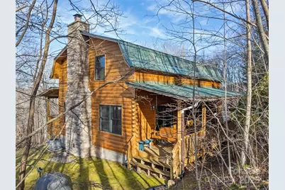 171 Sharons Bluff, Franklin, NC 28734 - Photo 3