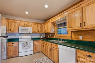171 Sharons Bluff, Franklin, NC 28734 - Photo 15