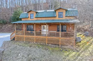 171 Sharons Bluff, Franklin, NC 28734 - Photo 7