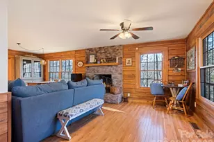 171 Sharons Bluff, Franklin, NC 28734 - Photo 7