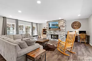 137 Weaver Ct, Lake Lure, NC 28746 - Photo 11