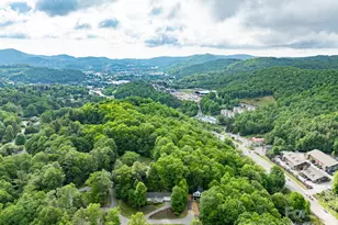 131 Bryce Wy, Boone, NC 28607 - Photo 3