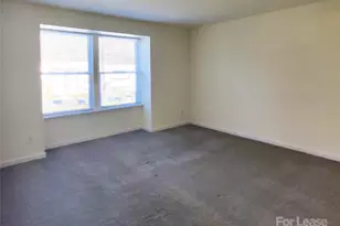 9500 Shannon Green Dr, Charlotte, NC 28213 - Photo 11