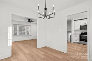 6133 Eagle Peak Dr, Charlotte, NC 28214 - Photo 11