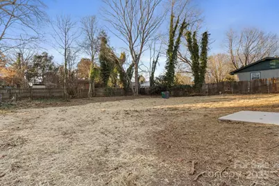 6133 Eagle Peak Drive, Charlotte, NC 28214 - Photo 39