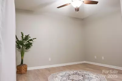 525 12th Street SW #26, Hickory, NC 28602 - Photo 11