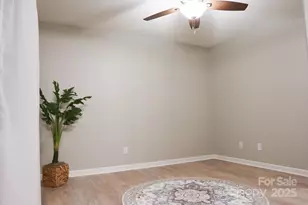 525 12th Street SW, Hickory, NC 28602 - Photo 11