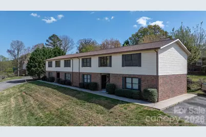 525 12th Street SW #26, Hickory, NC 28602 - Photo 17