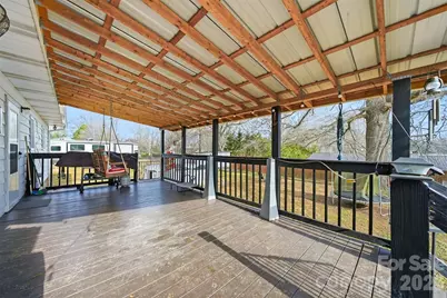 74 7th Street NW, Taylorsville, NC 28681 - Photo 21