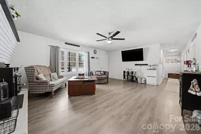 74 7th Street NW, Taylorsville, NC 28681 - Photo 3