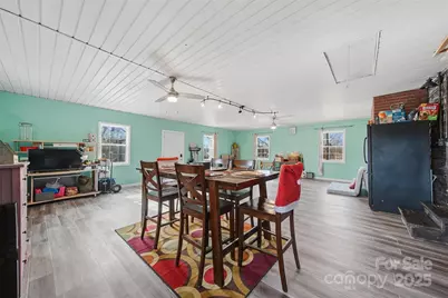 74 7th Street NW, Taylorsville, NC 28681 - Photo 23