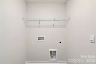 5031 Shallow Brk Dr, Charlotte, NC 28215 - Photo 19