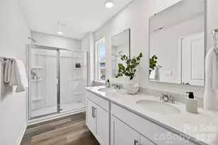 5031 Shallow Brk Dr, Charlotte, NC 28215 - Photo 17