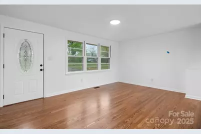 1500 19th Avenue Place NE, Hickory, NC 28601 - Photo 7