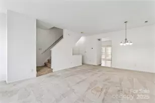 10032 Treeside Ln, Matthews, NC 28105 - Photo 15