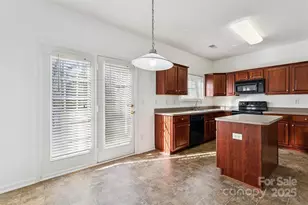 10032 Treeside Ln, Matthews, NC 28105 - Photo 23