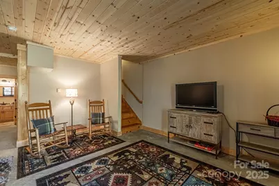 1143 Grandview Peaks Drive, Nebo, NC 28761 - Photo 31