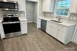 6244 Kershaw Camden Hwy, Kershaw, SC 29067 - Photo 13