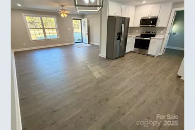 6244 Kershaw Camden Highway, Kershaw, SC 29067 - Photo 11