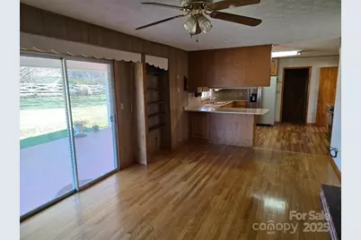 1375 E US Highway 19E Highway, Burnsville, NC 28714 - Photo 25