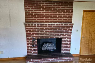 1375 E US Hwy 19E Hwy, Burnsville, NC 28714 - Photo 27