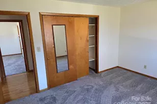 1375 E US Hwy 19E Hwy, Burnsville, NC 28714 - Photo 23