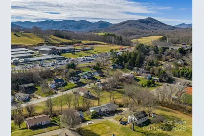 133 Axley Street, Canton, NC 28716 - Photo 33