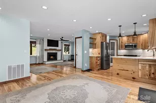 133 Axley St, Canton, NC 28716 - Photo 9