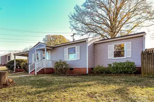 305 McCammon St, Fort Mill, SC 29715 - Photo 3