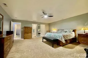 204 Flanders Dr, Mooresville, NC 28117 - Photo 17