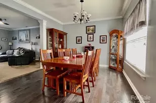 204 Flanders Dr, Mooresville, NC 28117 - Photo 5