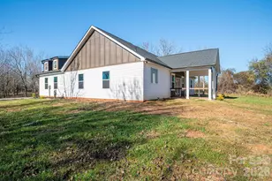 1246 Bob Falls Rd, Shelby, NC 28150 - Photo 9