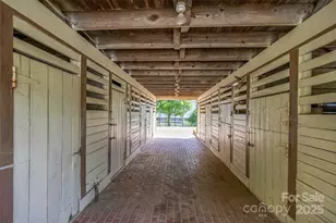 400 Kings Dr, Lake Lure, NC 28746 - Photo 37