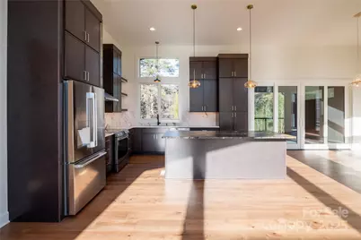 11 Kiftsgate Court, Asheville, NC 28804 - Photo 9