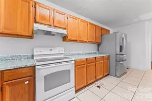 317 Campus St, Charlotte, NC 28216 - Photo 9