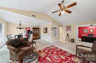 2914 Cherry Blossom Ct, Fort Mill, SC 29715 - Photo 3