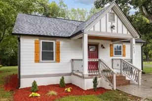 6423 S Tryon St, Charlotte, NC 28217 - Photo 1