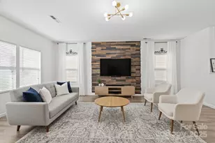 7323 Reece Valley Ct, Charlotte, NC 28227 - Photo 3