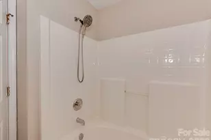 3427 Calpella Ct, Charlotte, NC 28262 - Photo 15