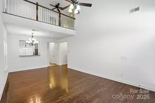 5763 Mossdale Ln, Charlotte, NC 28278 - Photo 9