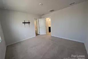 5020 Winding Jordan Ln, Charlotte, NC 28269 - Photo 9