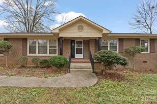 346 St Joseph St, Kannapolis, NC 28083 - Photo 3