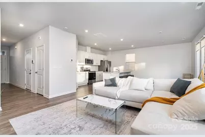 4922 Raspberry Knoll Drive, Charlotte, NC 28208 - Photo 9