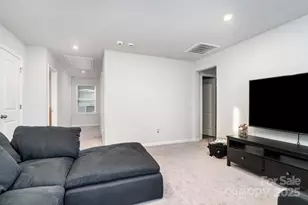 4922 Raspberry Knoll Dr, Charlotte, NC 28208 - Photo 19