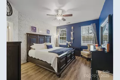 5822 Briggs Drive, Charlotte, NC 28269 - Photo 17