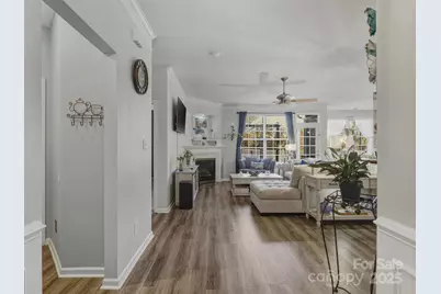 5822 Briggs Drive, Charlotte, NC 28269 - Photo 5