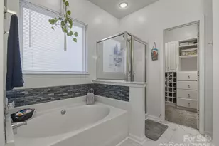 5822 Briggs Dr, Charlotte, NC 28269 - Photo 21