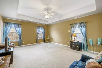 4124 Houldsworth Drive, Charlotte, NC 28213 - Photo 19