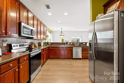 4124 Houldsworth Drive, Charlotte, NC 28213 - Photo 9