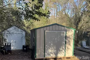 21233 Cornelius St, Cornelius, NC 28031 - Photo 25